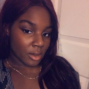 Meet your Posher, Bria